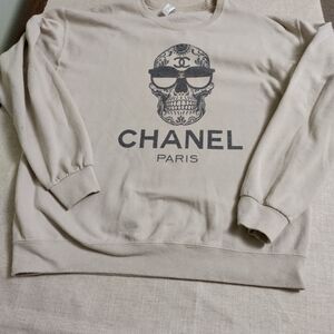 Women's Sweatshirt Size Large